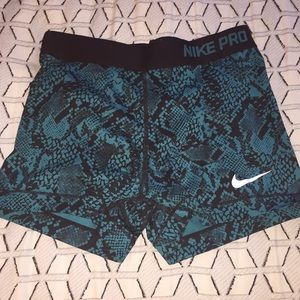 Nike short spandex